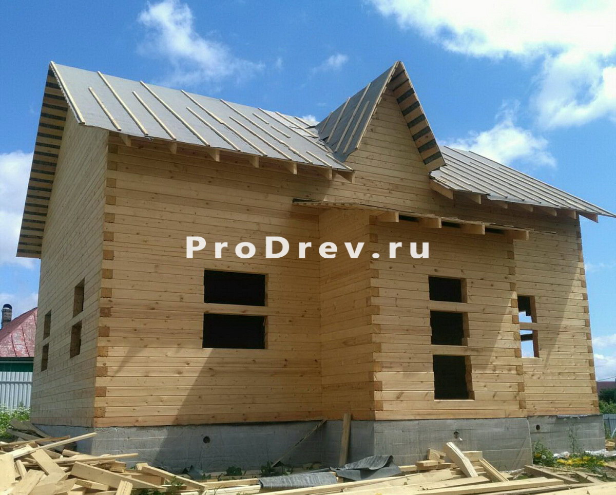 Загородный дом из бруса из профилированного бруса 8х10 в Калужской области